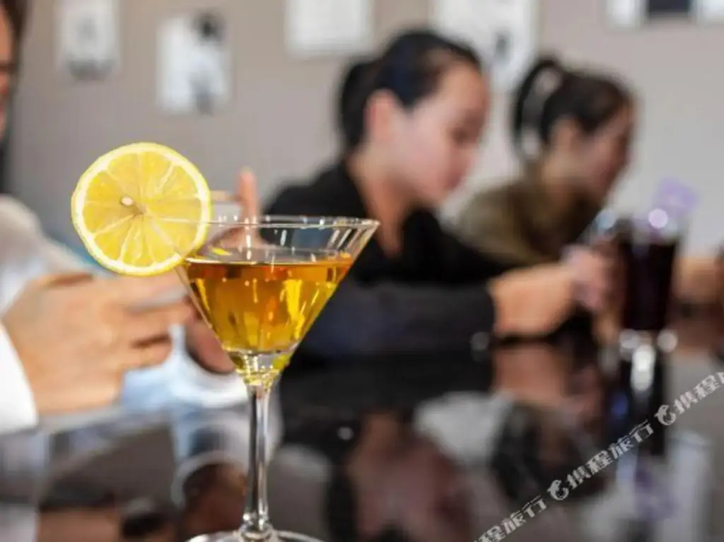 Наньчан: 希岸轻雅酒店(南昌青山湖地铁站店)