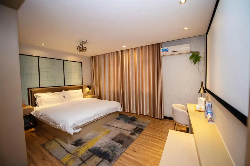 Хэфэй: Borrman Hotel Hefei Guogou Plaza Sanli'an Metro Station