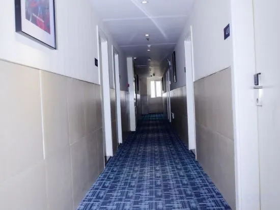 Вэйхай: Grand Hyatt Hotel (Weihai High Speed Railway North Station)