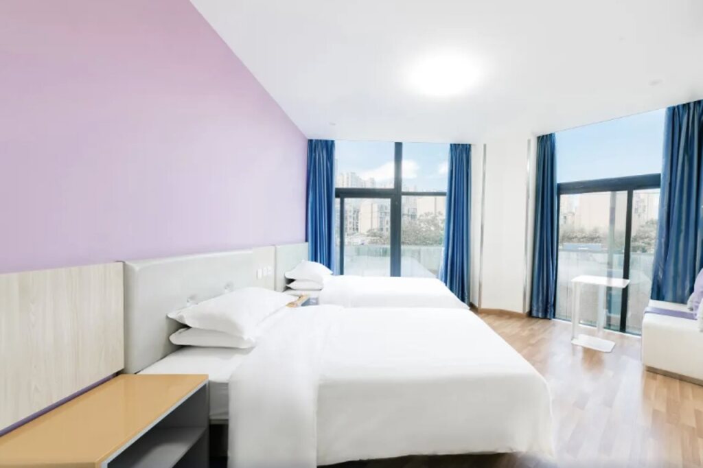 Чунцин: 7 Days Premium (Chongqing Tongliang Xuefu Avenue)