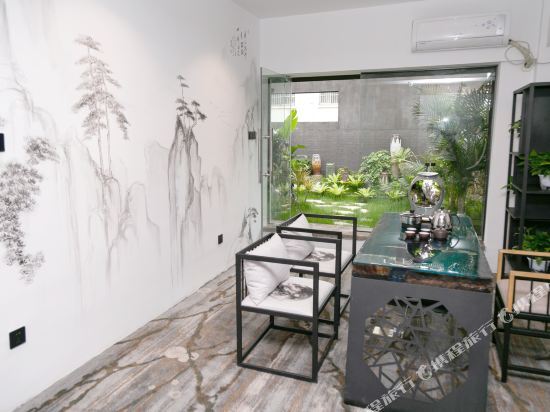 Уси: Pengmei Hotel (Wuxi Yixing Longbeishan Forest Park1287207)