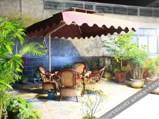 Чэнду: Xiangtijun Inn
