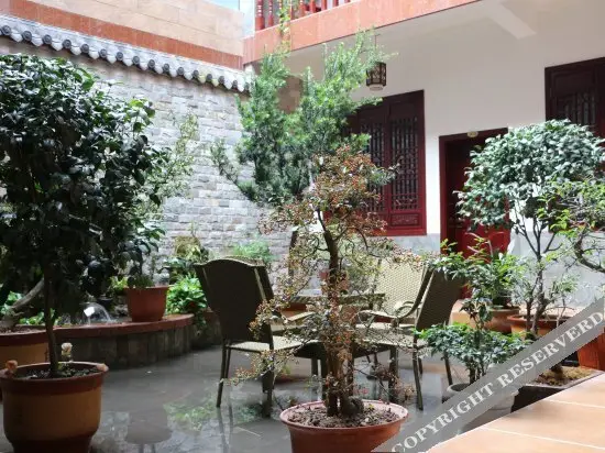 Чэнду: Xiangtijun Inn