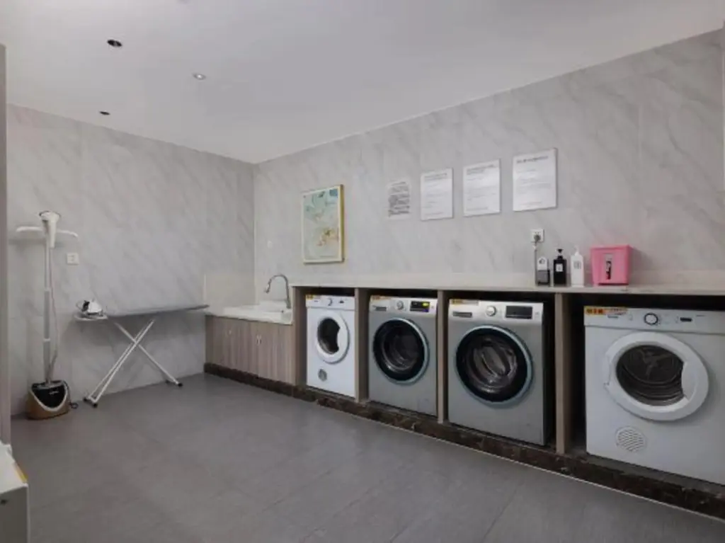 Юэян: FUNGEE Hotel Yueyanglou Pedestrian Street, Yueyang