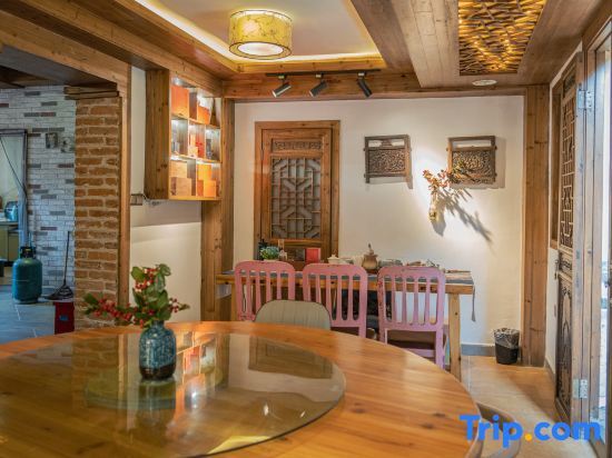 Ten year Boutique Hostel — фото 1