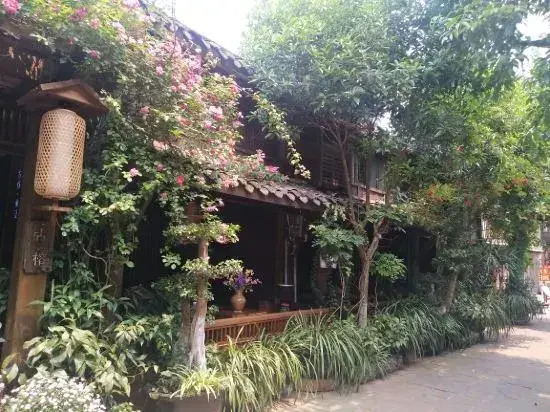Чэнду: Pingle Ancient Town Lijiang Hostel