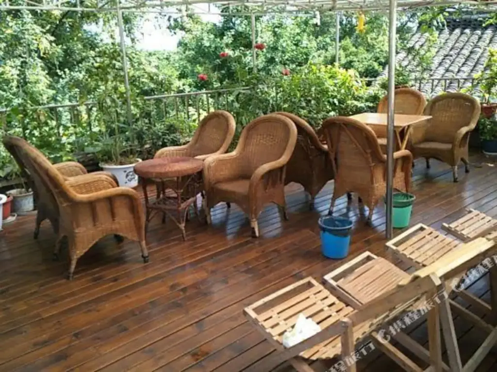 Чэнду: Pingle Ancient Town Lijiang Hostel