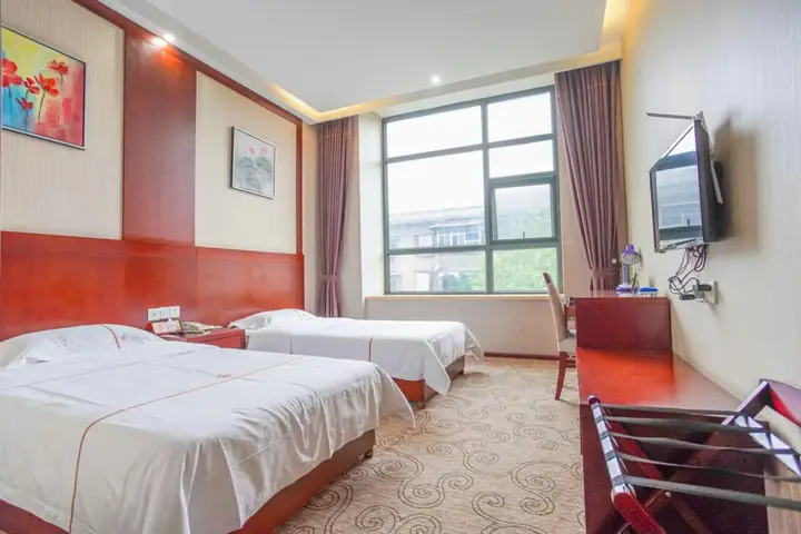 Ичан: Huaxing Hotel