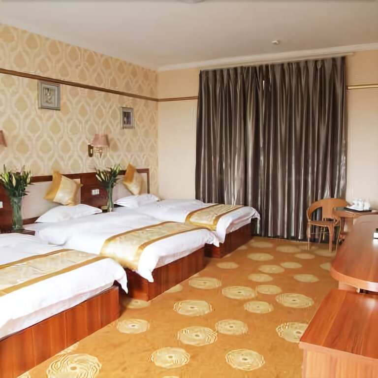 Куньмин: Kunming Hua Tian Hotel