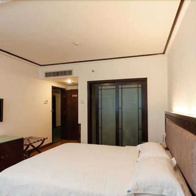 Хайкоу: Yuhai Hotspring Hotel - Haikou