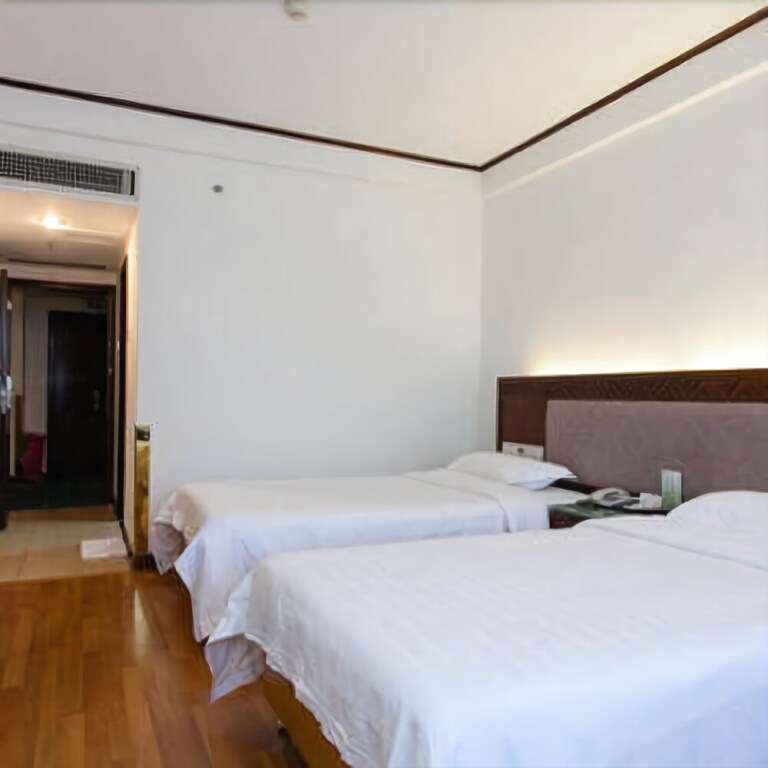 Хайкоу: Yuhai Hotspring Hotel - Haikou