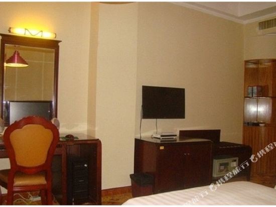 Гуанчжоу: Yayi Luxury Hotel (Guangzhou Xintang Plaza Xintang South High Speed Rail Station Store)