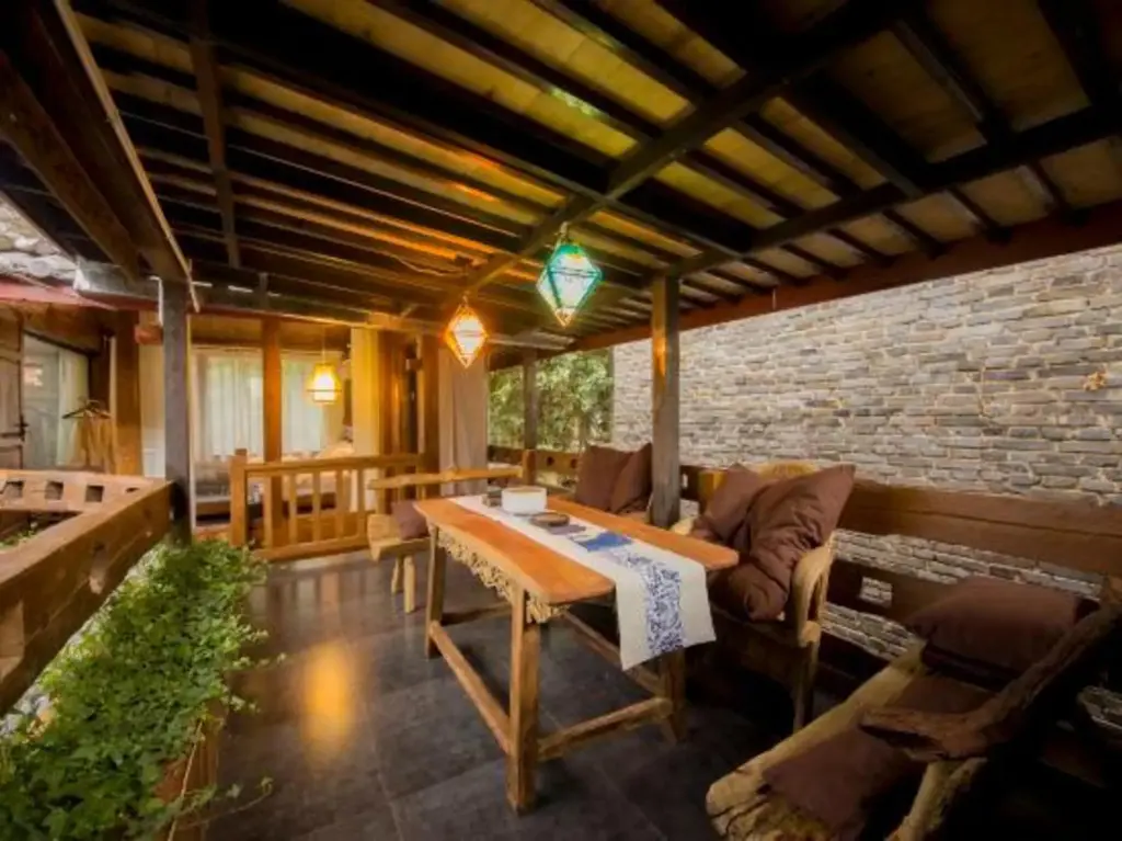 Лицзян: Shiwai Tangka Theme Inn (Shuhe Ancient Town)