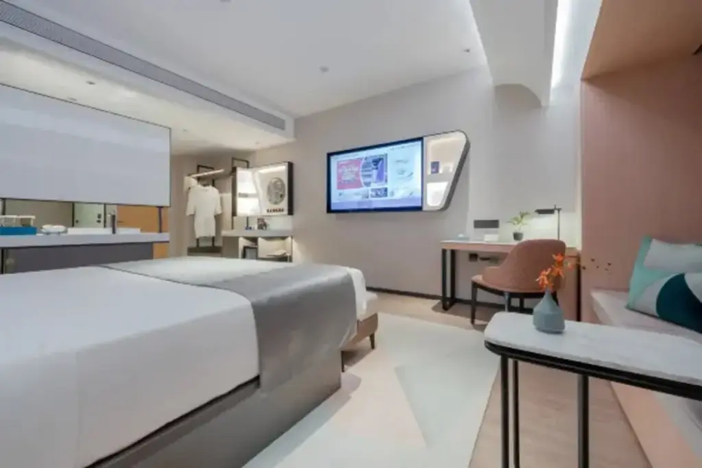 Шанхай: SKYBIRD Hotel (Shanghai International Resort - Chuansha Metro Station Store)