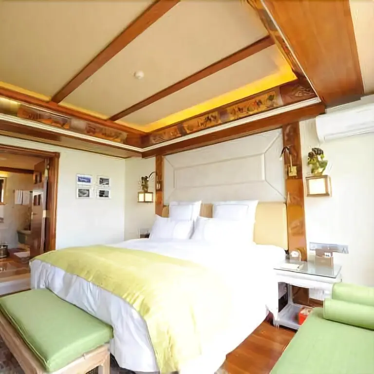 Дали: Dali Yishan Boutique Hotel