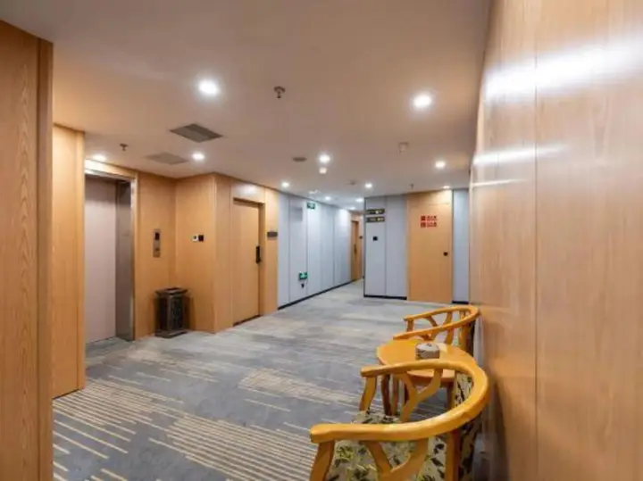Пекин: Super 8 Collection Hotel (Beijing Capital Airport New International Exhibition Center)