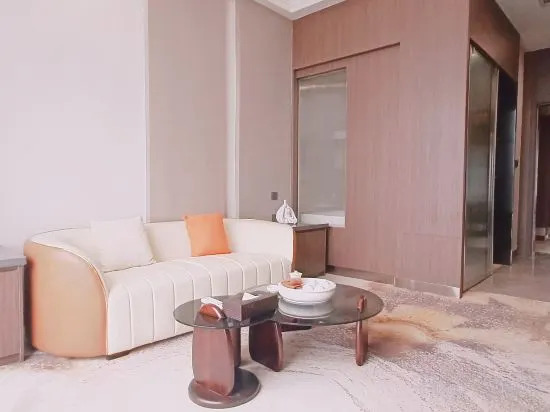 Мейчжу: Jin Debao Kaiyue International Hot Spring Resort Hotel