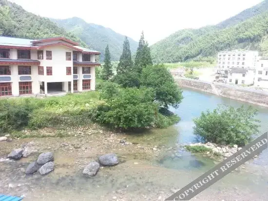 Хуаншань: Tingxige Inn