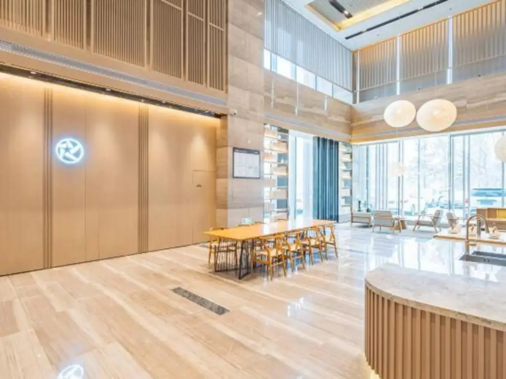 Starway Hotel (Changji Dongfang Plaza) — фото 1