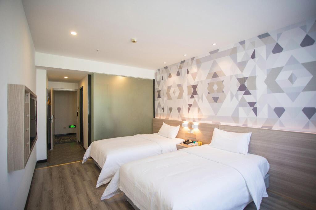 Гуйлинь: Pai Hotel