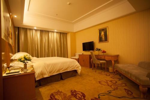 Синьюй: Vienna Hotel Jiangxi Yichun City Hall