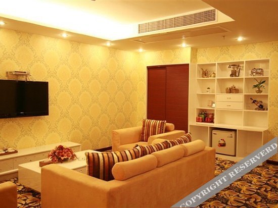 Бенгбу: Ruijing Holiday Hotel