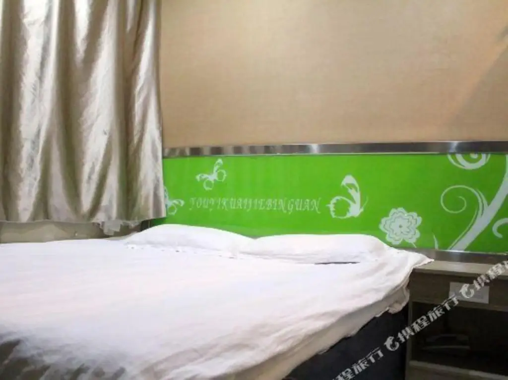 Харбин: Xilong Hotel (Harbin Central Avenue Children's Hospital)