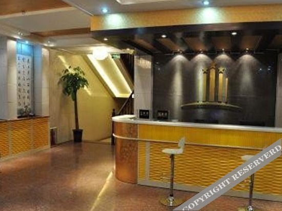 Лиаоченг: Yijia Business Hotel
