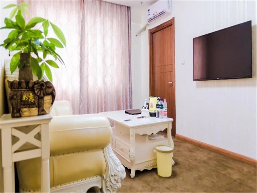 Циньхуандао: Starway Hotel Heping Avenue