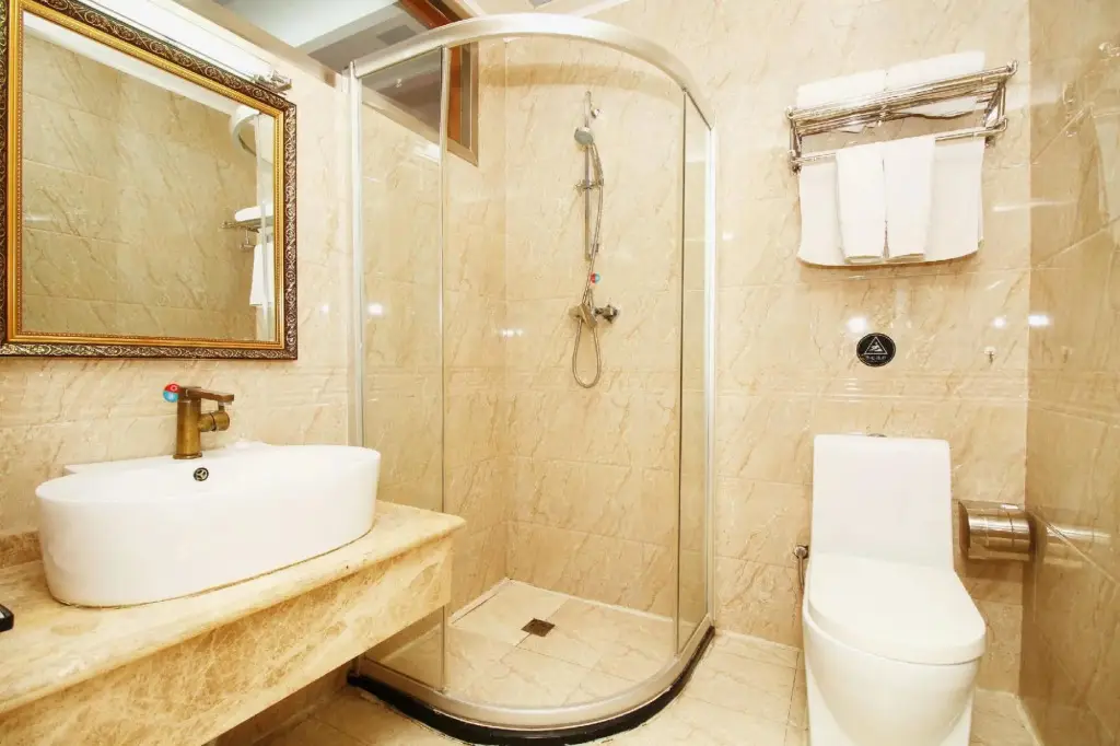 Хух-Хото: Junyi VIP Hotel (Runyu Home Store, University of Technology)