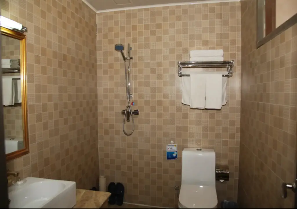 Хух-Хото: Junyi VIP Hotel (Runyu Home Store, University of Technology)