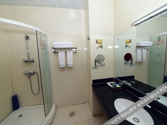Дали: Dali Tianci Hotel (High speed Railway Station Erhai Park Branch)