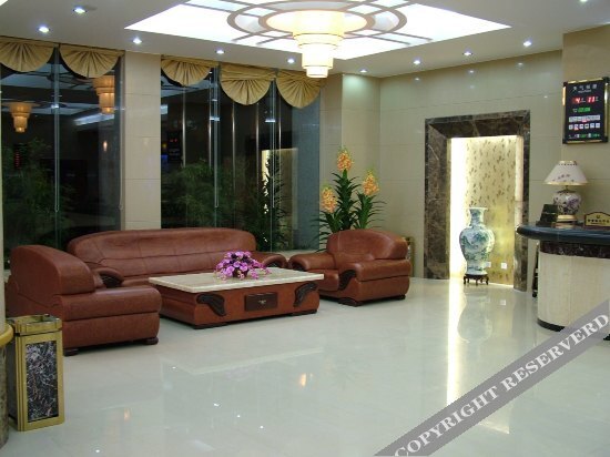 Дали: Dali Tianci Hotel (High speed Railway Station Erhai Park Branch)