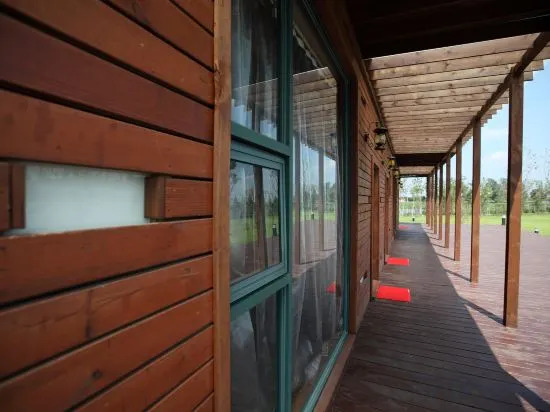 Шанхай: Zhouzhuang Oasis Ecological Leisure Farm