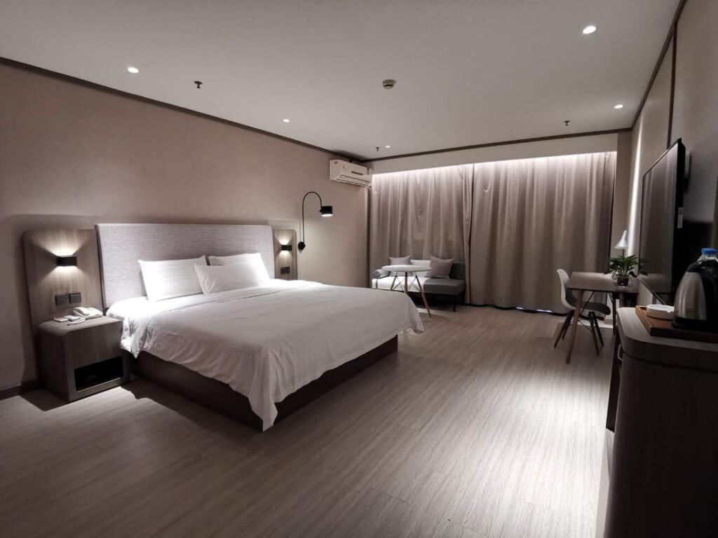 Тайчжоу: Hanting Hotel Taixing New Energy Food Plaza Branch