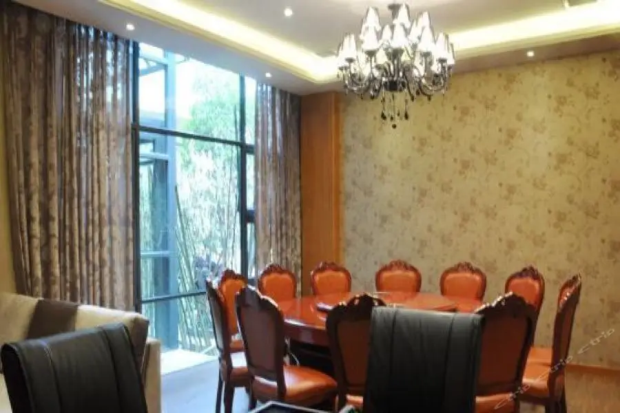 Fuyuan Binyue Hotel — фото 1