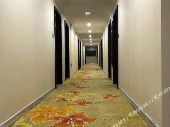 Deer Manxin Hotel (Taizhou Jinqing) — фото 1