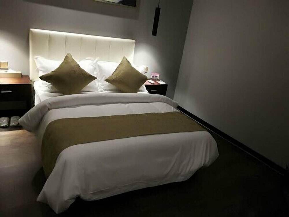 Шанхай: Metropolo Shanghai Hongqiao Airpart Wuzhong Road Hotel