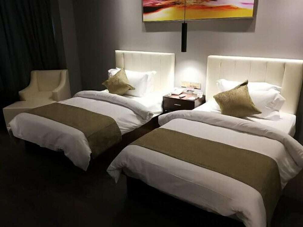 Шанхай: Metropolo Shanghai Hongqiao Airpart Wuzhong Road Hotel