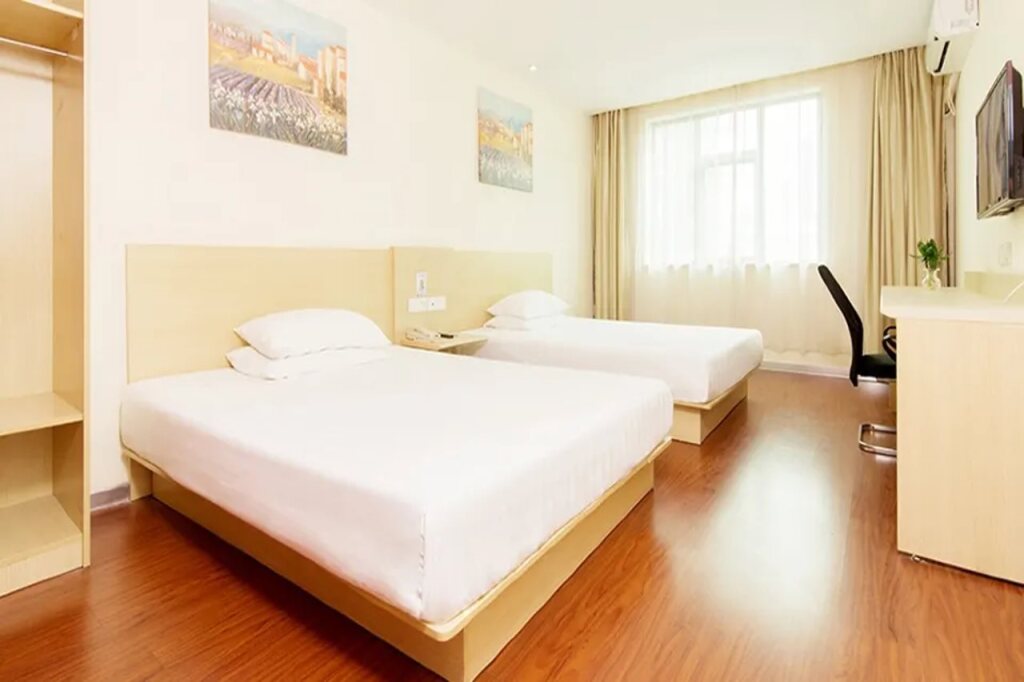 Шанхай: Pebble Motel (Kunshan Golden Eagle International Qianjin Middle Road)