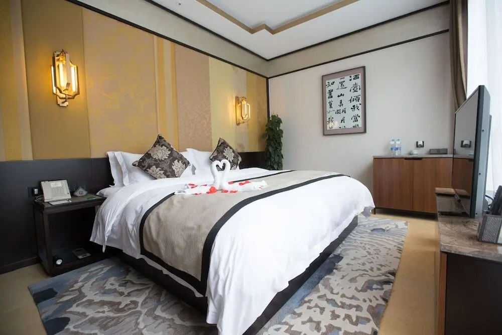 Янчжоу: Slender West Lake Hot Spring Resort