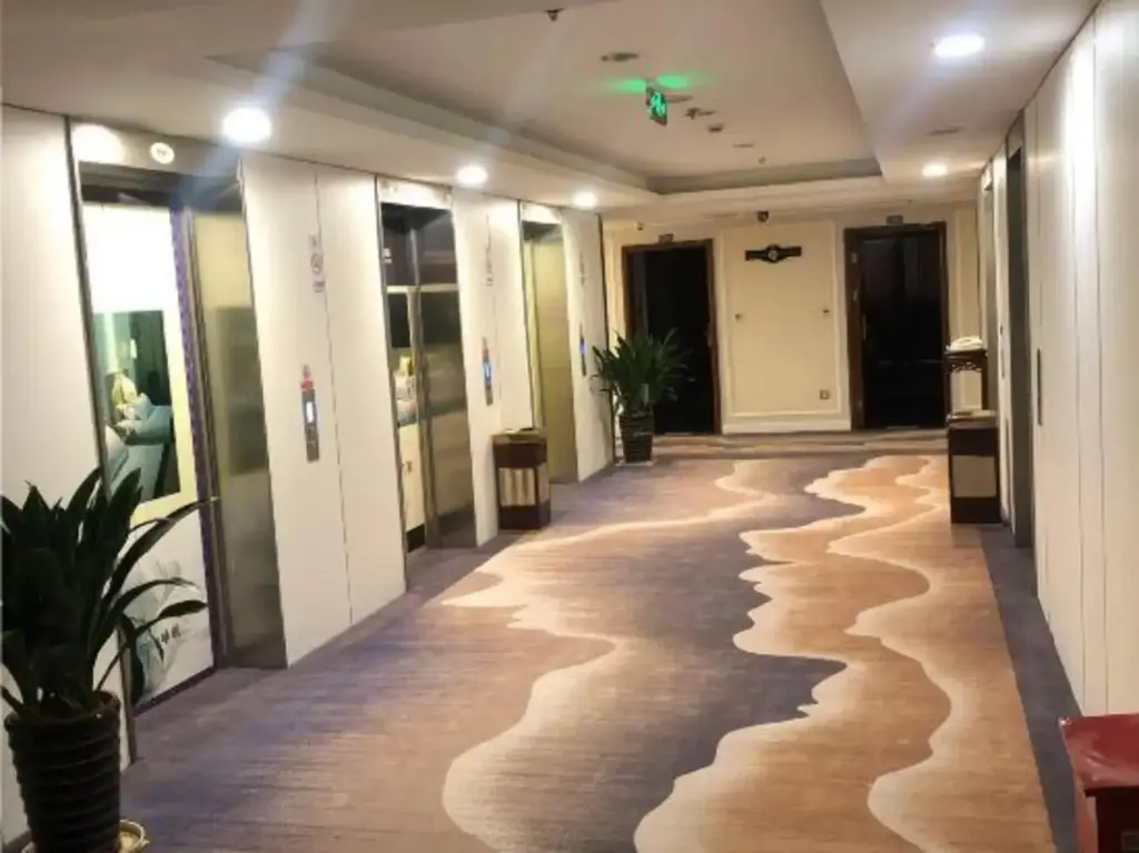 Шанхай: Kunshan Green Journey Inn