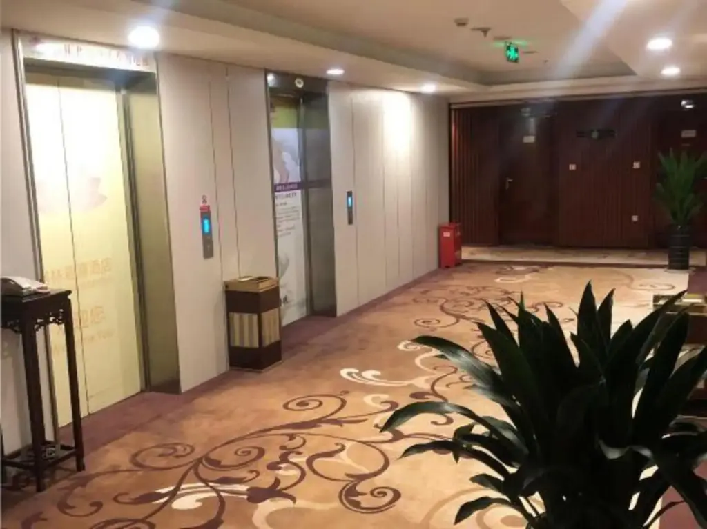 Шанхай: Kunshan Green Journey Inn