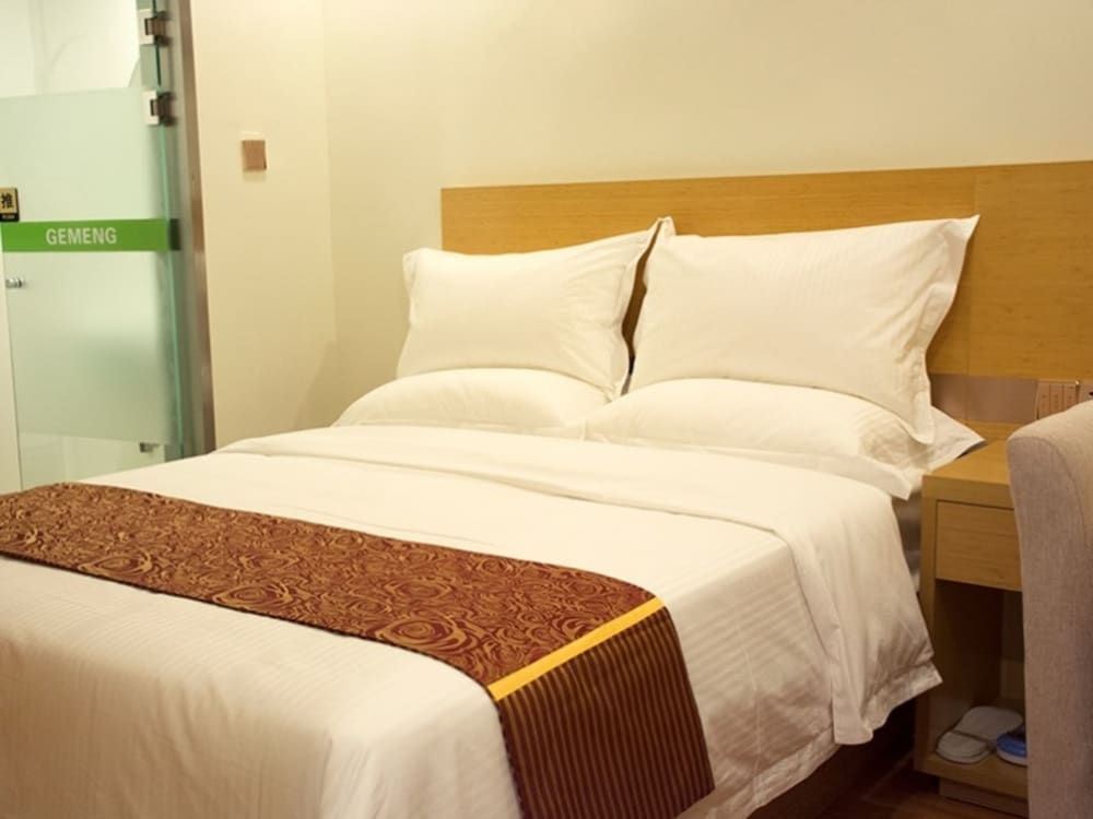 Санья: GreenTree Alliance Sanya First Market Hotel