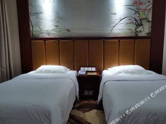 Линьи: Yuyuan Hotel
