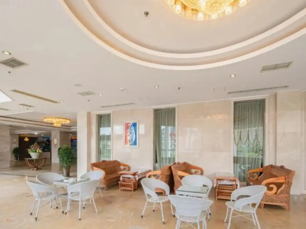 Мяньян: Yunxi International Hotel