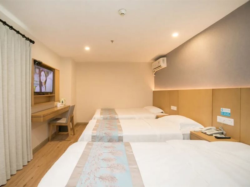 Чжухай: Shell Hotel (Zhuhai Gongbei Port, Fuhuali Wal-Mart)