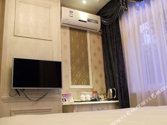Цзиньхуа: Qiha E-sports Hotel (Jinhua Government World Trade City Plaza)