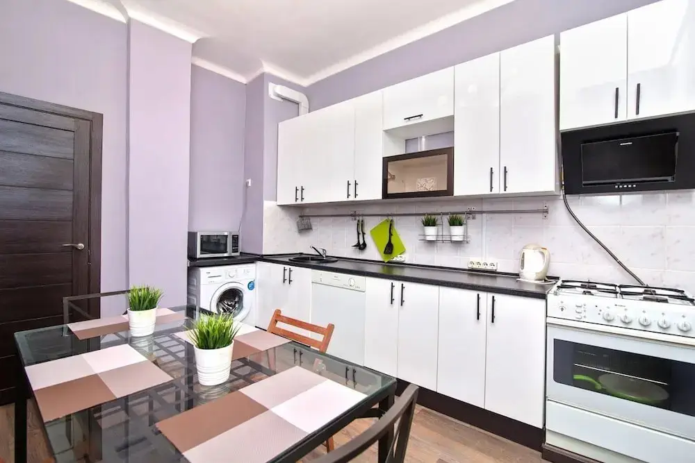 Москва: ApartExpo на Кутузовском 33