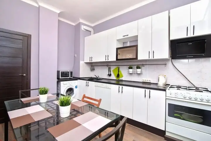 Москва: ApartExpo на Кутузовском 33